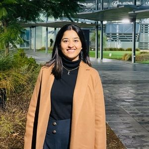 Meet your Posher, Simran